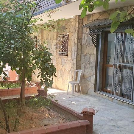 2+1 Apartm With Garden + Balcony , At Ladies Beach Kusadasi Bagian luar foto