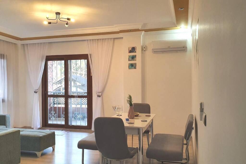 2+1 Apartm With Garden + Balcony , At Ladies Beach Kusadasi Bagian luar foto