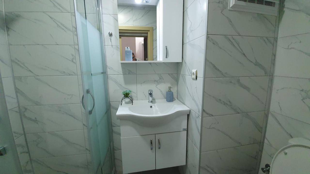 2+1 Apartm With Garden + Balcony , At Ladies Beach Kusadasi Bagian luar foto