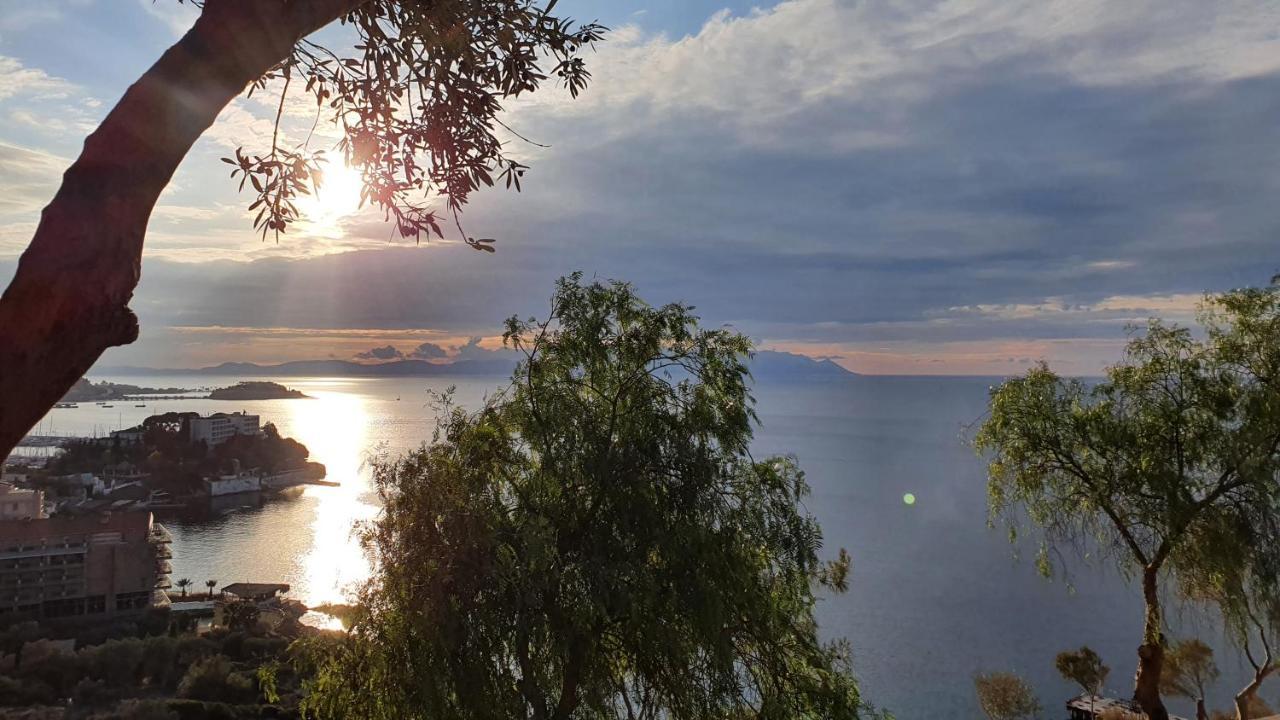 2+1 Apartm With Garden + Balcony , At Ladies Beach Kusadasi Bagian luar foto