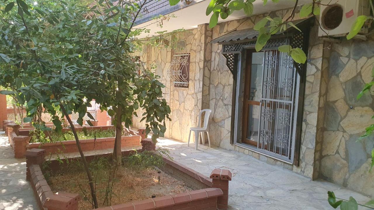 2+1 Apartm With Garden + Balcony , At Ladies Beach Kusadasi Bagian luar foto