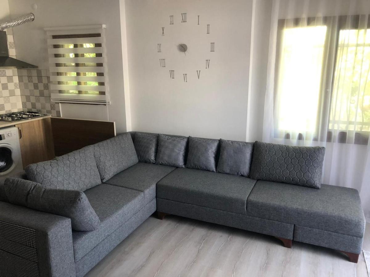 2+1 Apartm With Garden + Balcony , At Ladies Beach Kusadasi Bagian luar foto